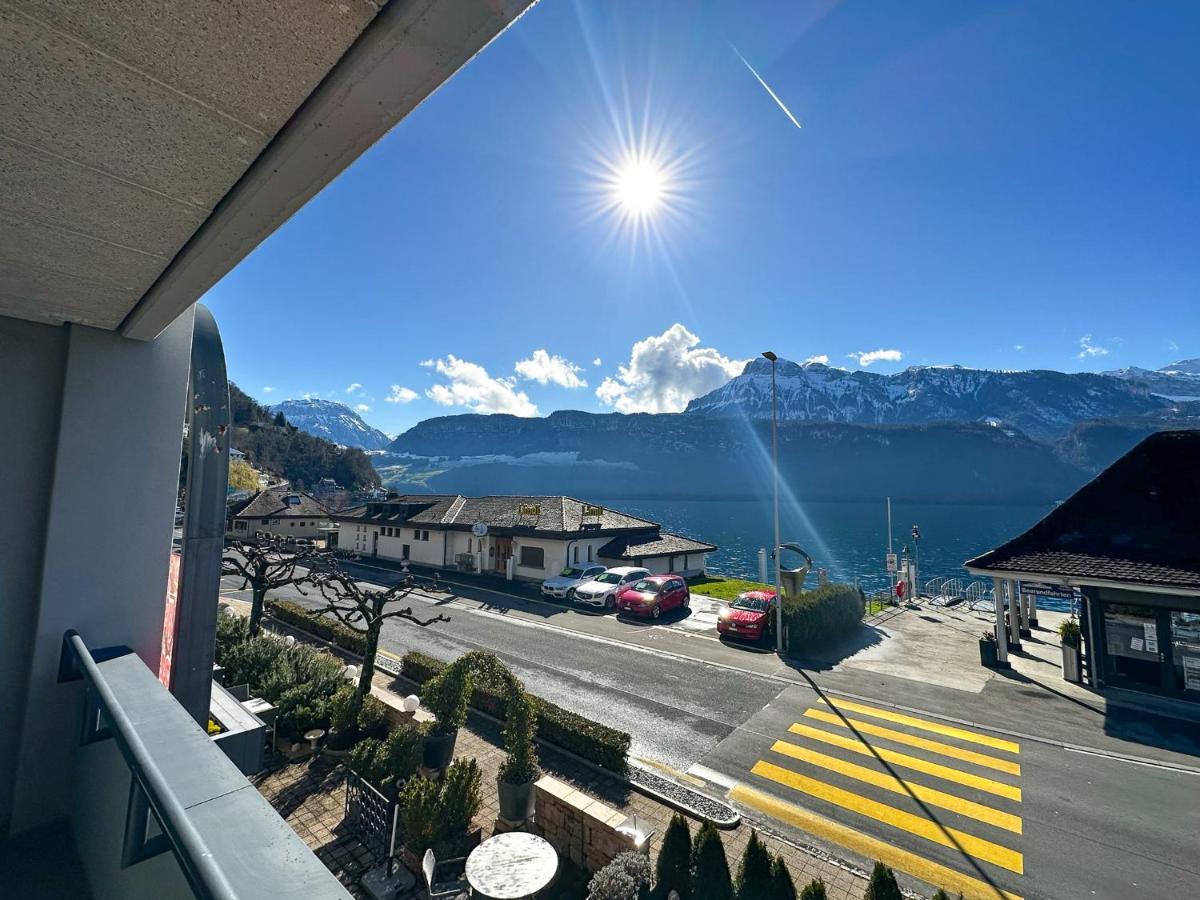 Seehotel Riviera At Lake Lucerne Gersau Exteriör bild
