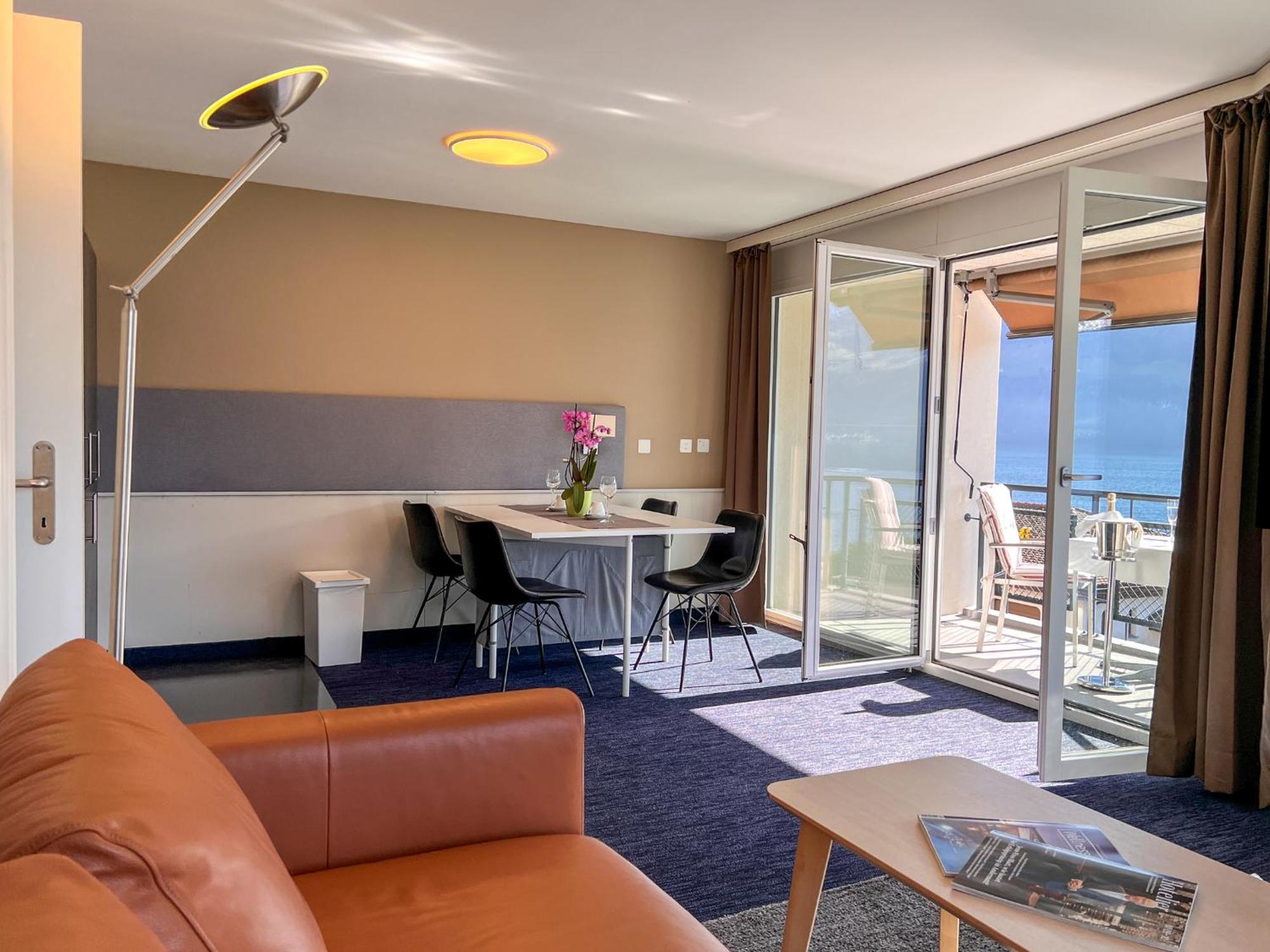 Seehotel Riviera At Lake Lucerne Gersau Exteriör bild