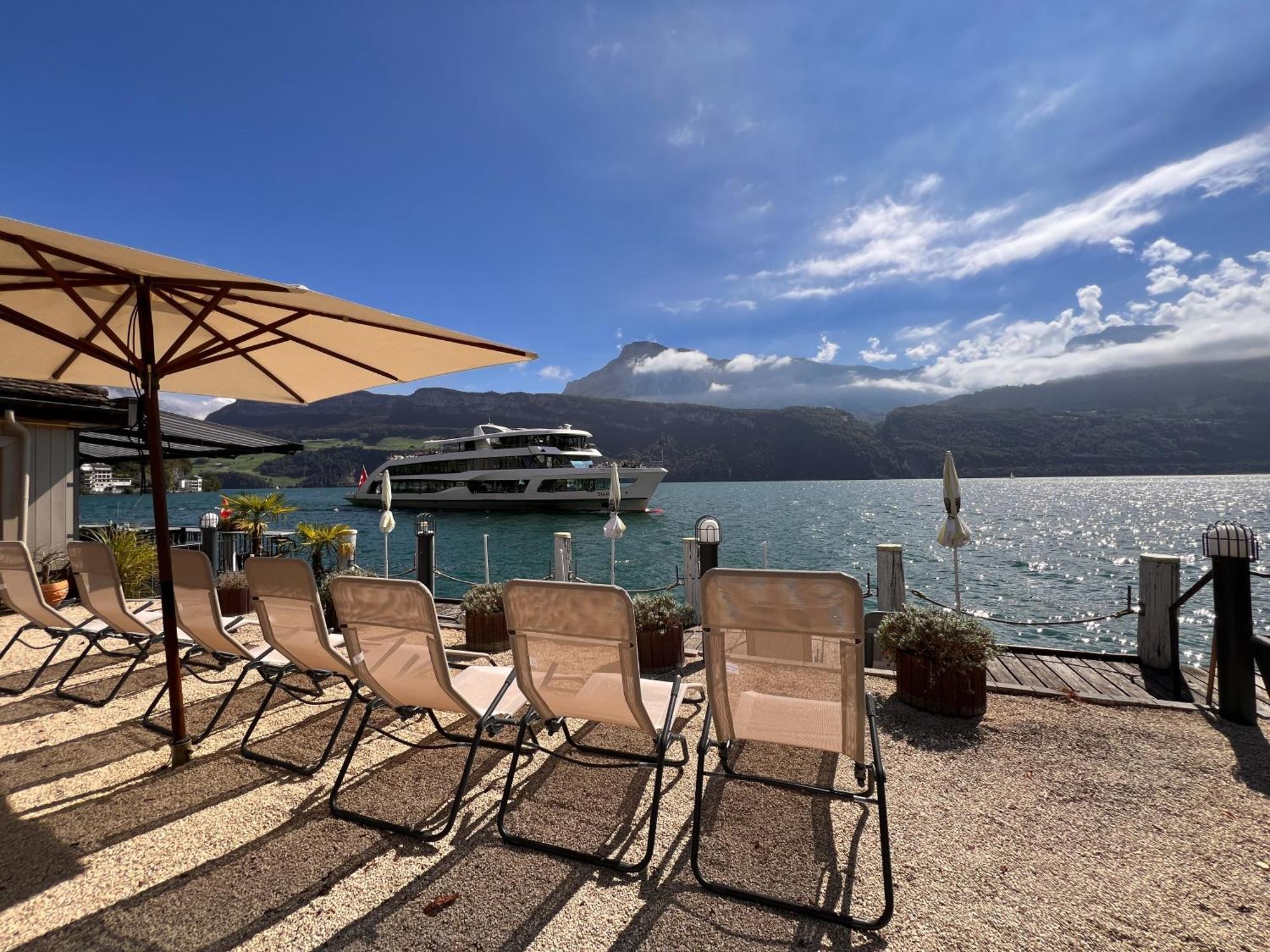 Seehotel Riviera At Lake Lucerne Gersau Exteriör bild